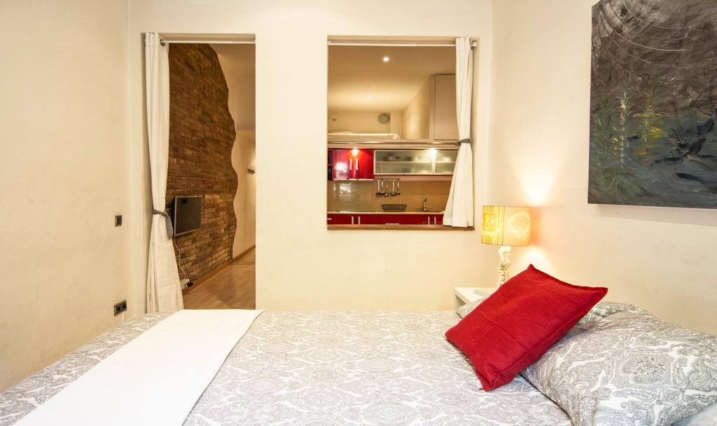 Art House Fira Apartments Barcelona Exterior photo