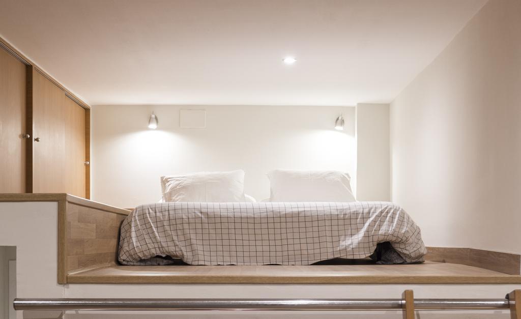 Art House Fira Apartments Barcelona Exterior photo