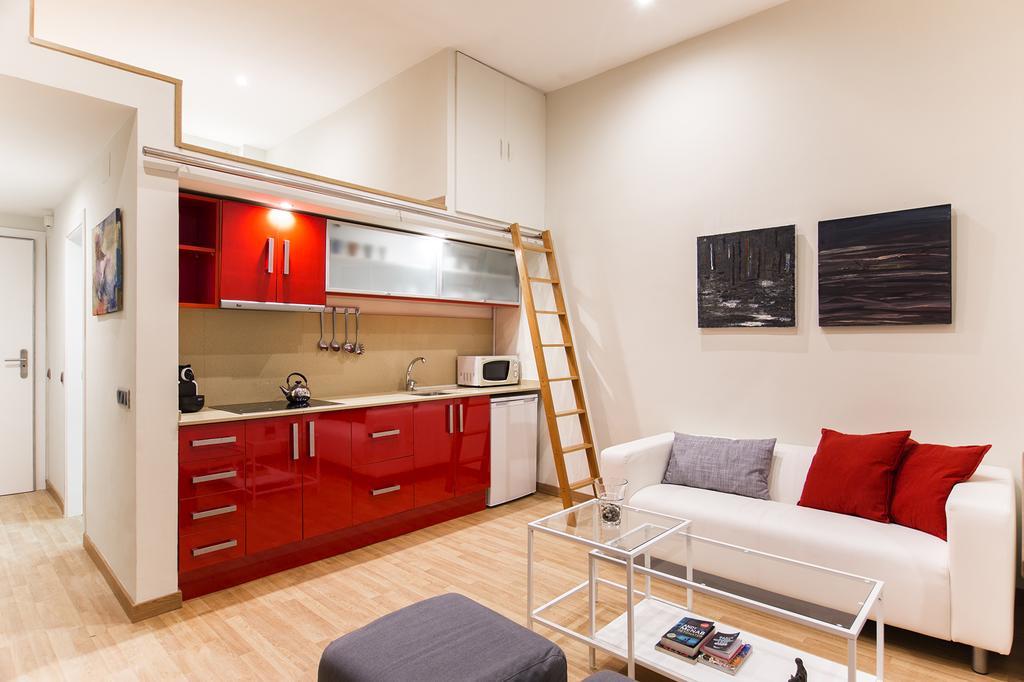 Art House Fira Apartments Barcelona Exterior photo
