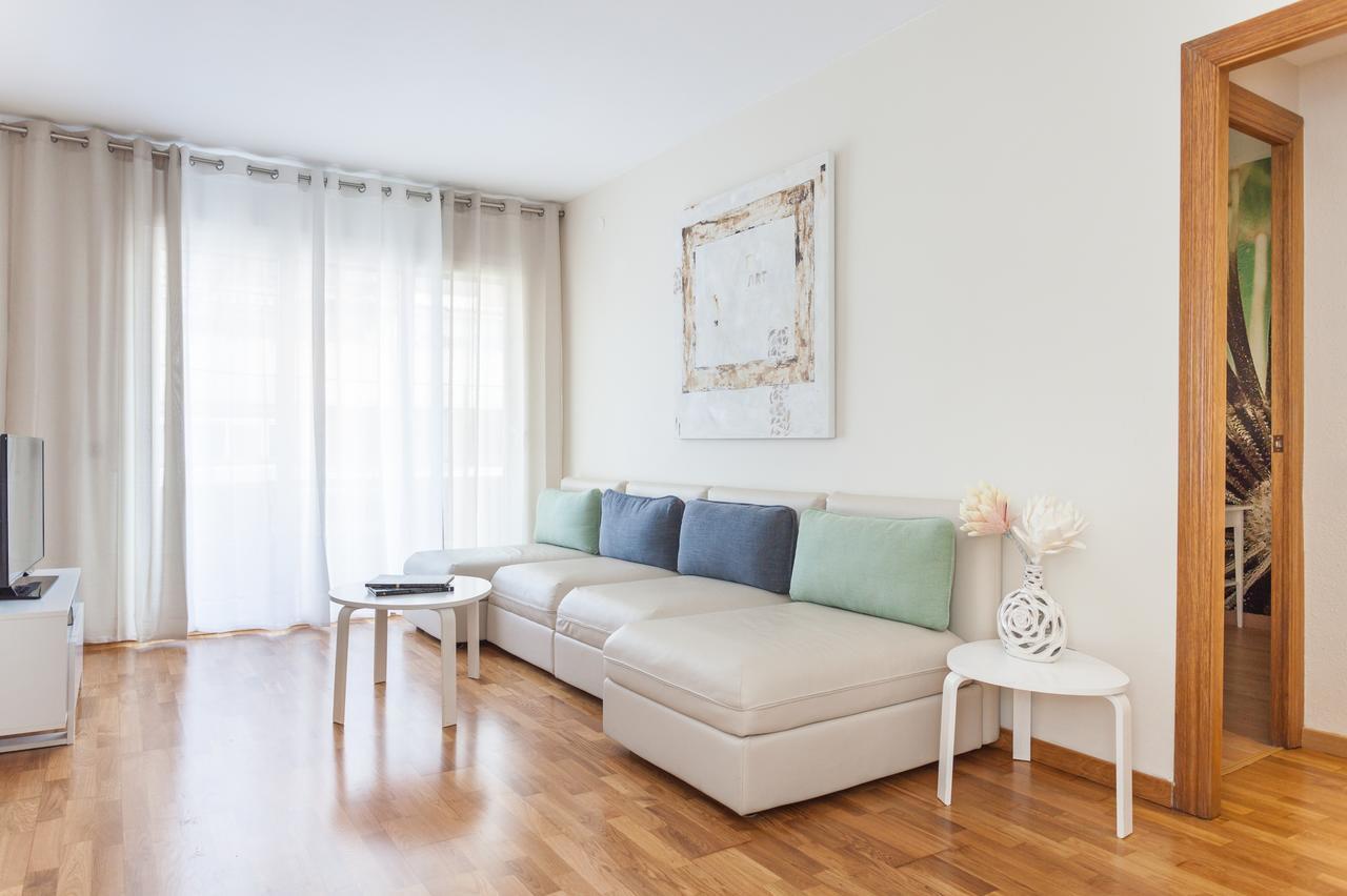 Art House Fira Apartments Barcelona Exterior photo