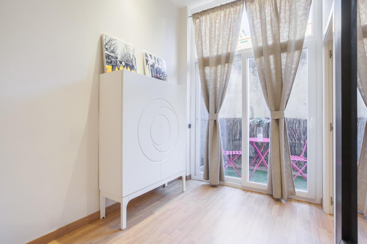 Art House Fira Apartments Barcelona Exterior photo