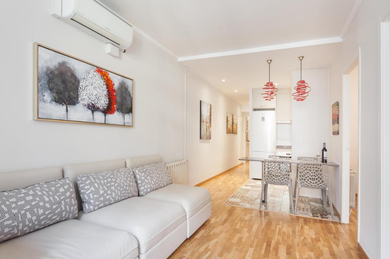Art House Fira Apartments Barcelona Exterior photo